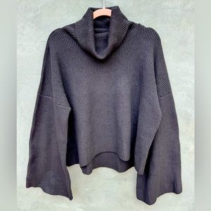 NWT Lulus black turtle neck knit sweater size Small